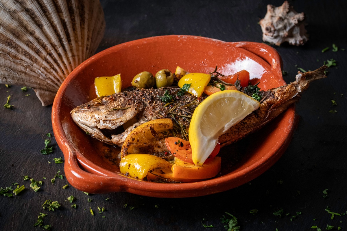 Frische Dorade an Zitrone