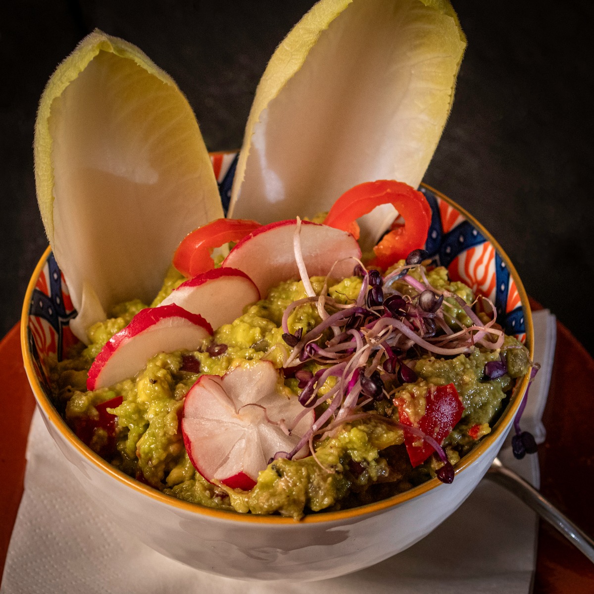 Frische Guacamole mit Avocado und Limette