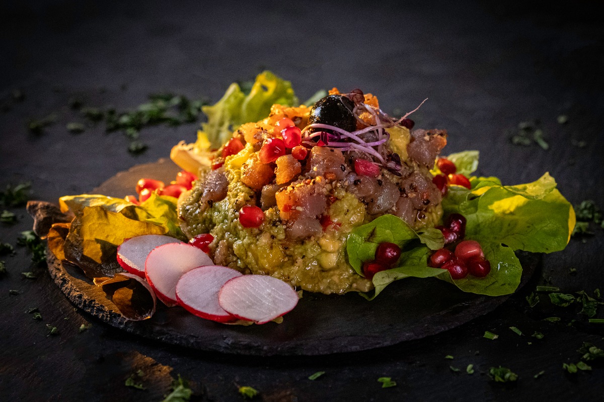 Gegrillter Thunfisch auf mediterrane Art